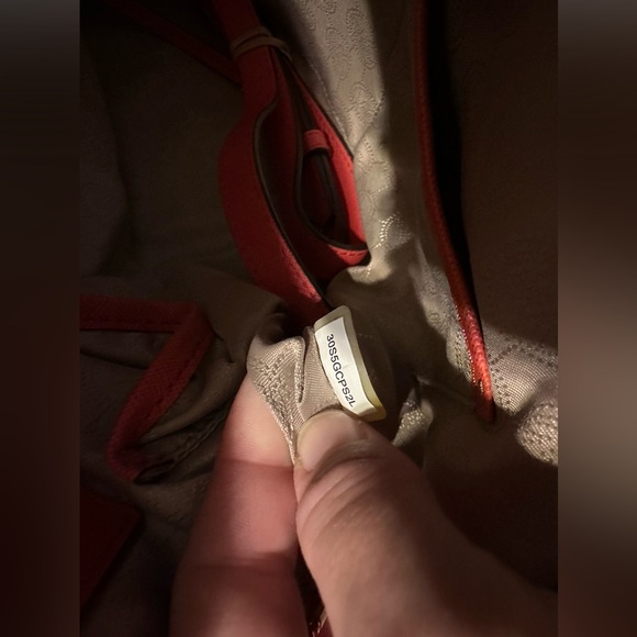 Michael Kors handbag - Picture 14 of 16